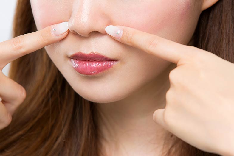 いちご鼻に効くクレンジングのやり方と頻度を解説！やりすぎNG？正しい毛穴ケア方法